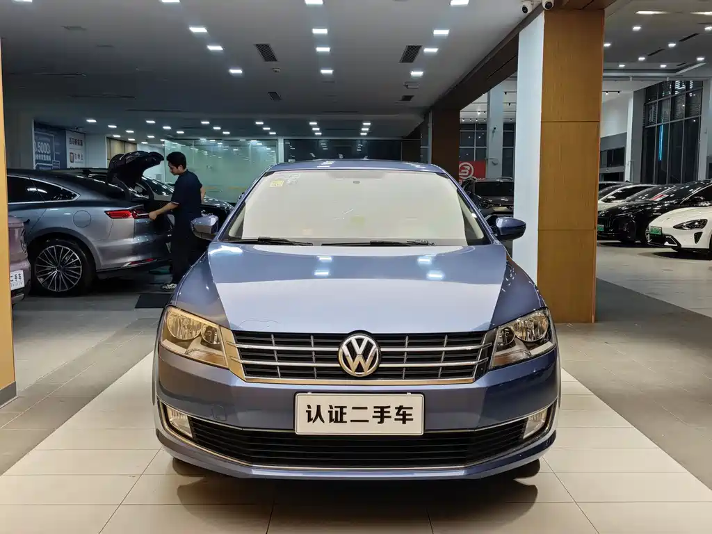 Volkswagen Volkswagen Lavida 2013 1.4TSI DSG Comfort Edition 2013 - thumbnail 3