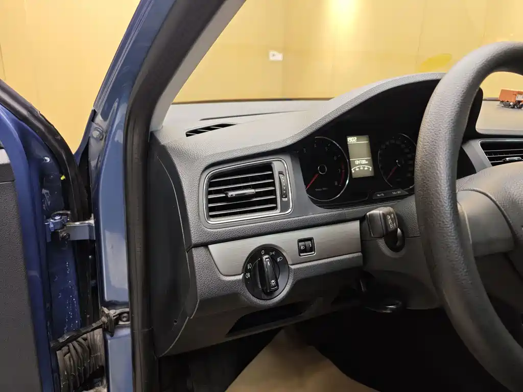 Volkswagen Volkswagen Lavida 2013 1.4TSI DSG Comfort Edition 2013 - thumbnail 11