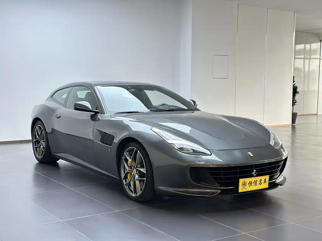 Ferrari GTC4 Lusso 2017 3.9T V8 2018 - thumbnail 3