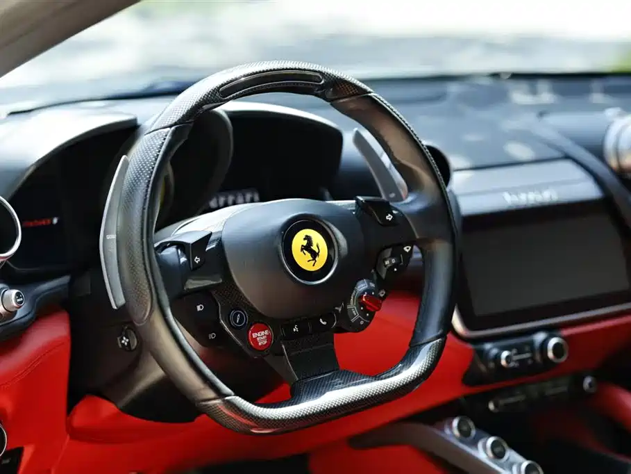 Ferrari GTC4 Lusso 2017 3.9T V8 2019 - thumbnail 5