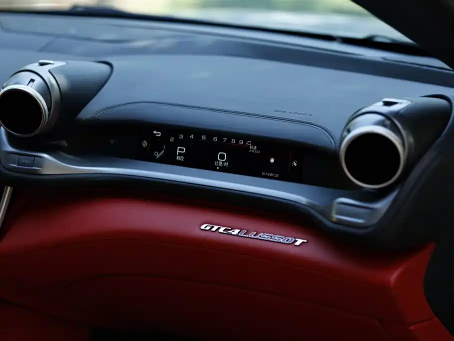 Ferrari GTC4 Lusso 2017 3.9T V8 2019 - thumbnail 6