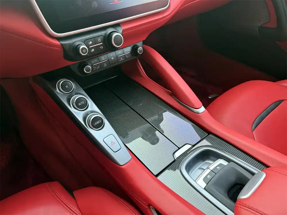 Ferrari GTC4 Lusso 2017 3.9T V8 2020 - thumbnail 7