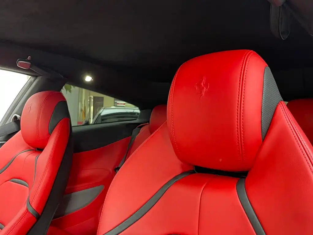Ferrari GTC4 Lusso 2017 3.9T V8 2019 - thumbnail 11
