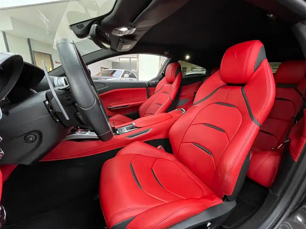 Ferrari GTC4 Lusso 2017 3.9T V8 2019 - thumbnail 12