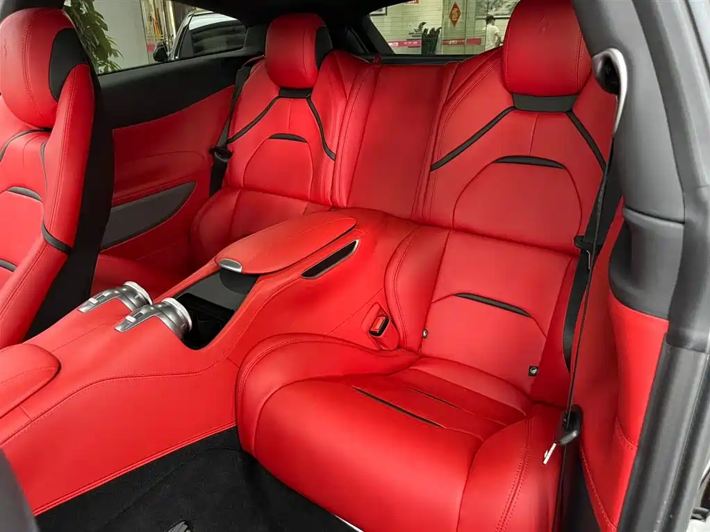 Ferrari GTC4 Lusso 2017 3.9T V8 2019 - thumbnail 13