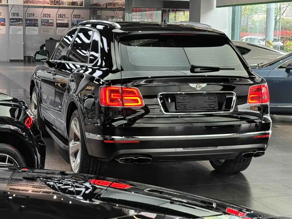 Bentley Bentayga 2018 4.0T V8 2020 - thumbnail 4