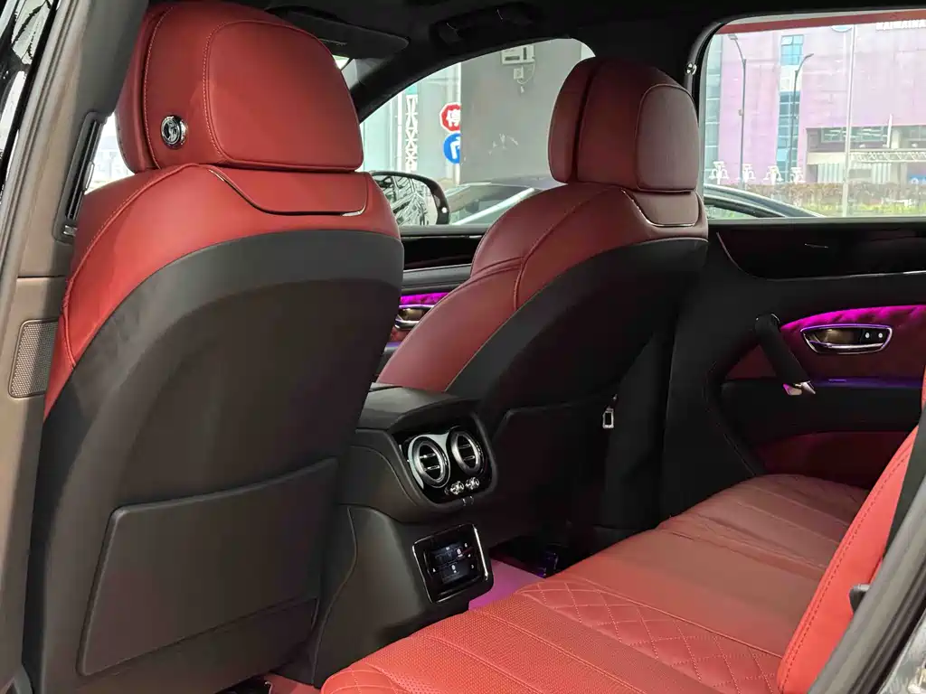 Bentley Bentayga 2018 4.0T V8 2020 - thumbnail 16