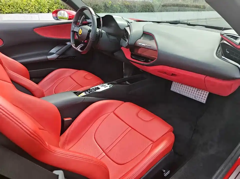 Ferrari SF90 3.9T V8 Spider 2021 - thumbnail 4