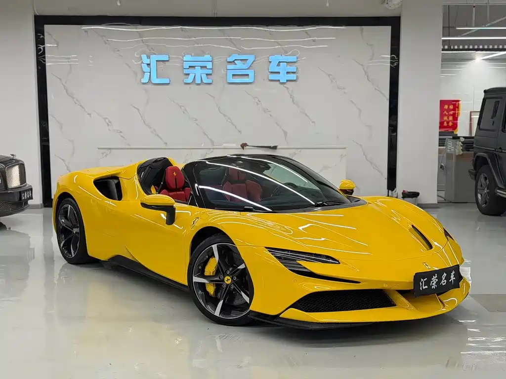 Ferrari SF90 3.9T V8 Spider 2025 - thumbnail 3