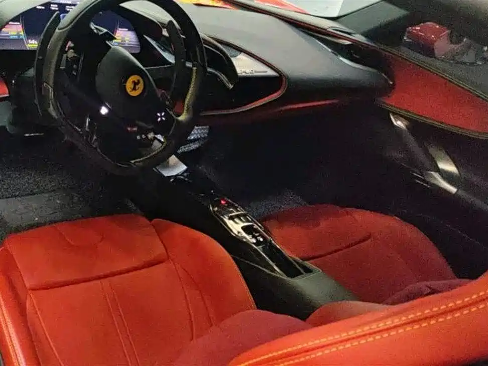 Ferrari SF90 2020 3.9T V8 Stradale 2023 - thumbnail 4