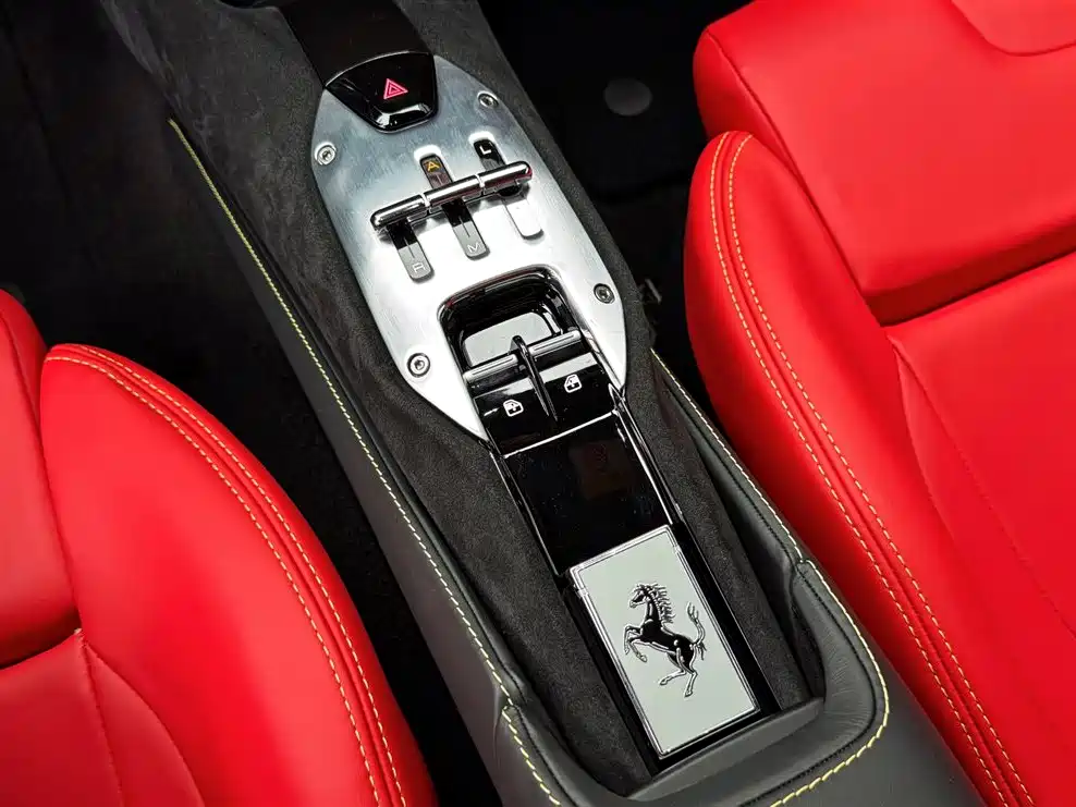 Ferrari SF90 2020 3.9T V8 Stradale 2023 - thumbnail 8
