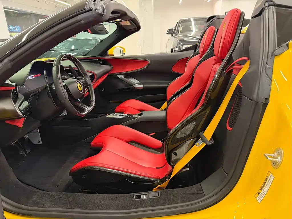 Ferrari SF90 3.9T V8 Spider 2025 - thumbnail 6