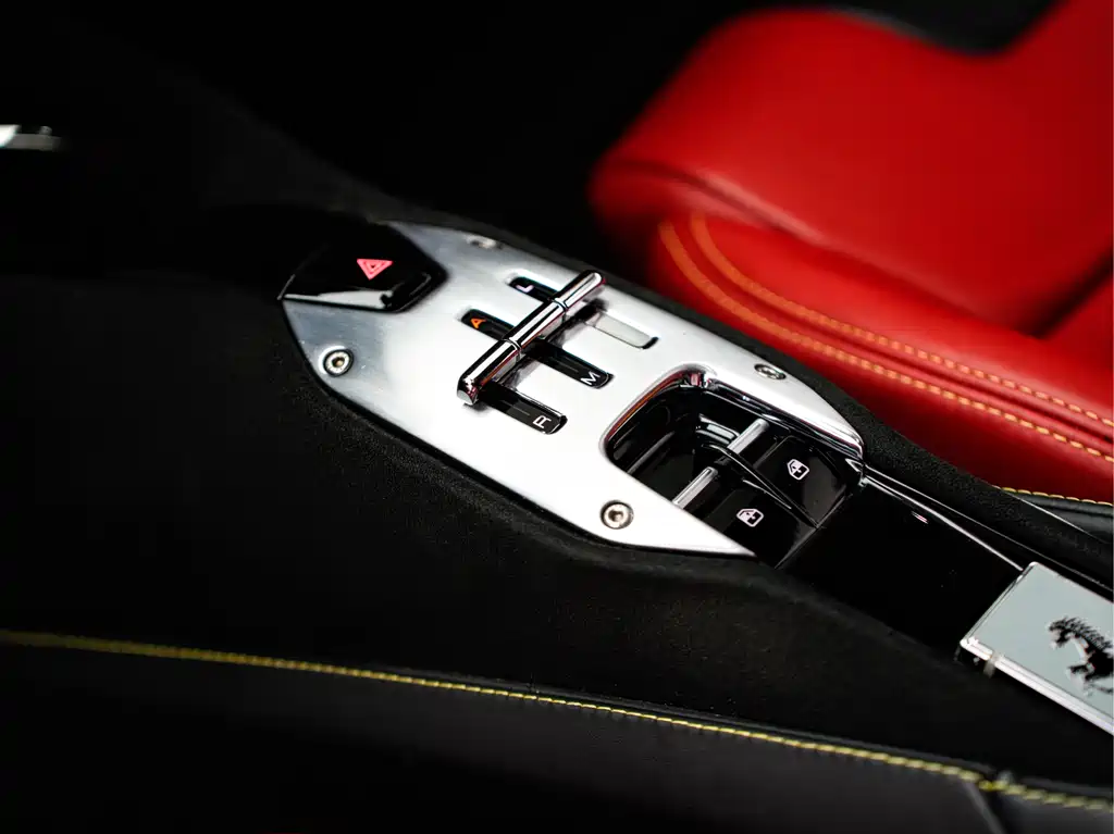 Ferrari SF90 2020 3.9T V8 Stradale 2022 - thumbnail 16