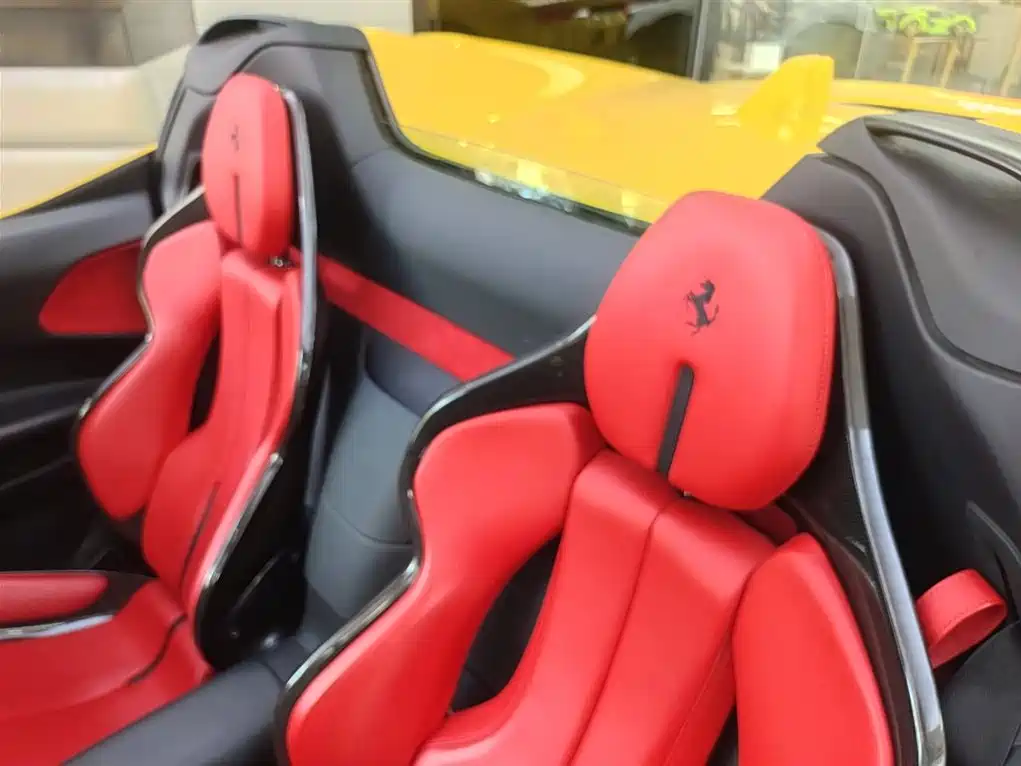 Ferrari SF90 3.9T V8 Spider 2022 - thumbnail 20