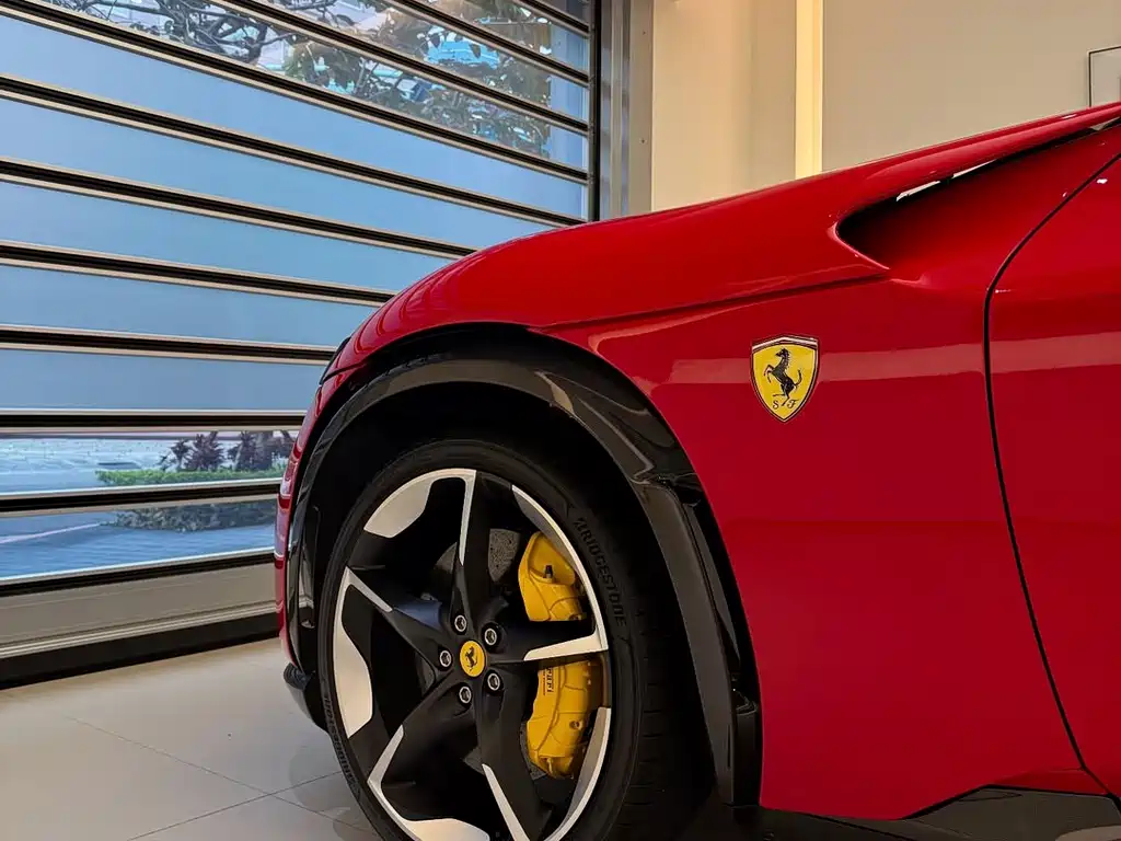 Ferrari Purosangue 2023 6.5L V12 2026 - thumbnail 3