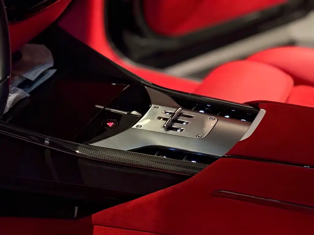 Ferrari Purosangue 2023 6.5L V12 2025 - thumbnail 8