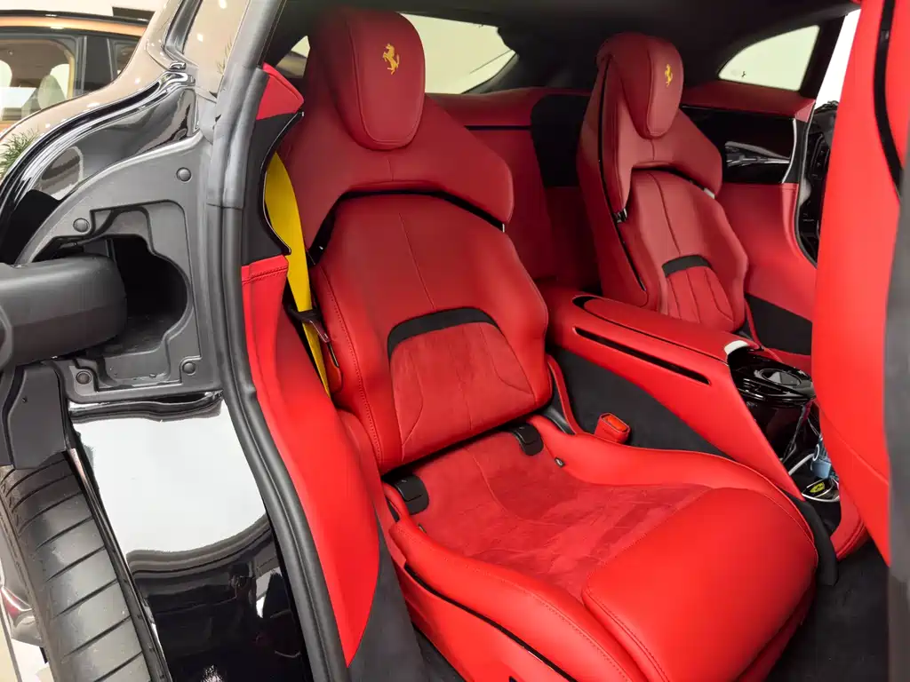 Ferrari Purosangue 2023 6.5L V12 2024 - thumbnail 8