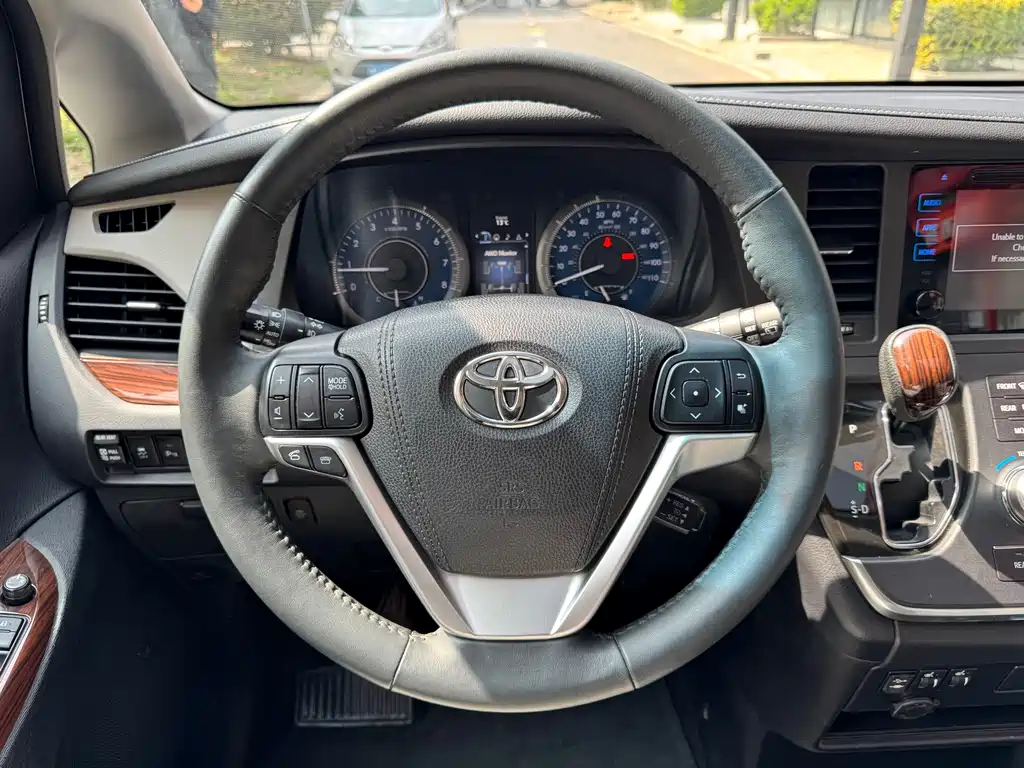 Toyota Toyota Sienna 2016 3.5L Automatic 2016 - thumbnail 9