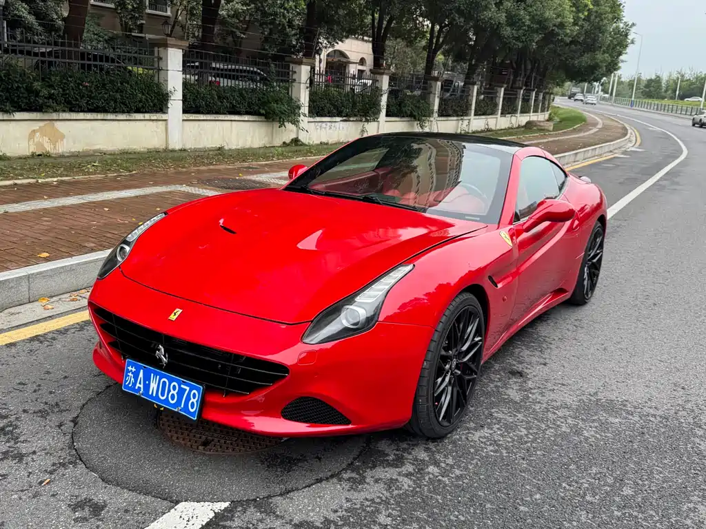 Ferrari California T 2009 4.3L Standard 2011 - thumbnail 3