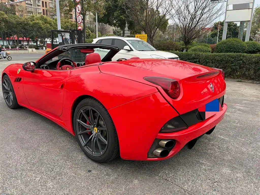 Ferrari California T 2009 4.3L Standard 2014 - thumbnail 8