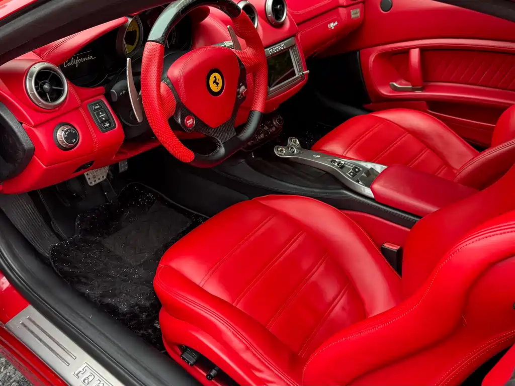 Ferrari California T 2009 4.3L Standard 2011 - thumbnail 8