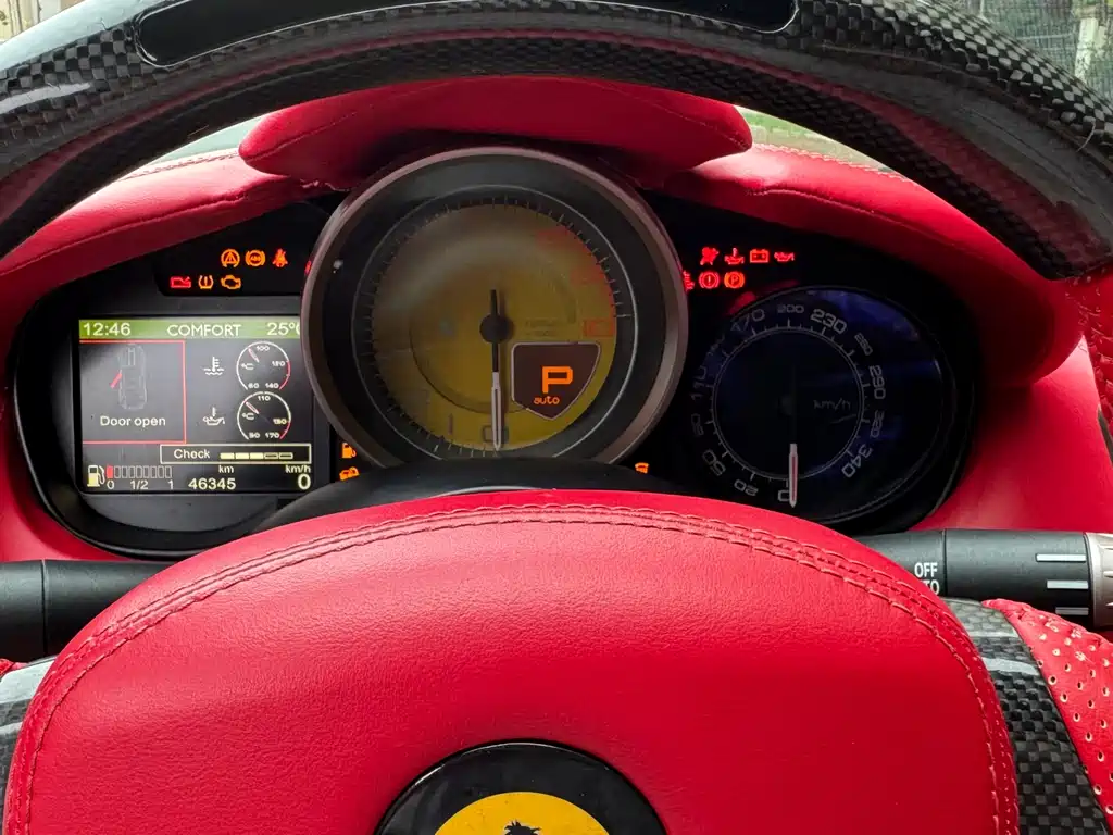 Ferrari California T 2009 4.3L Standard 2011 - thumbnail 10
