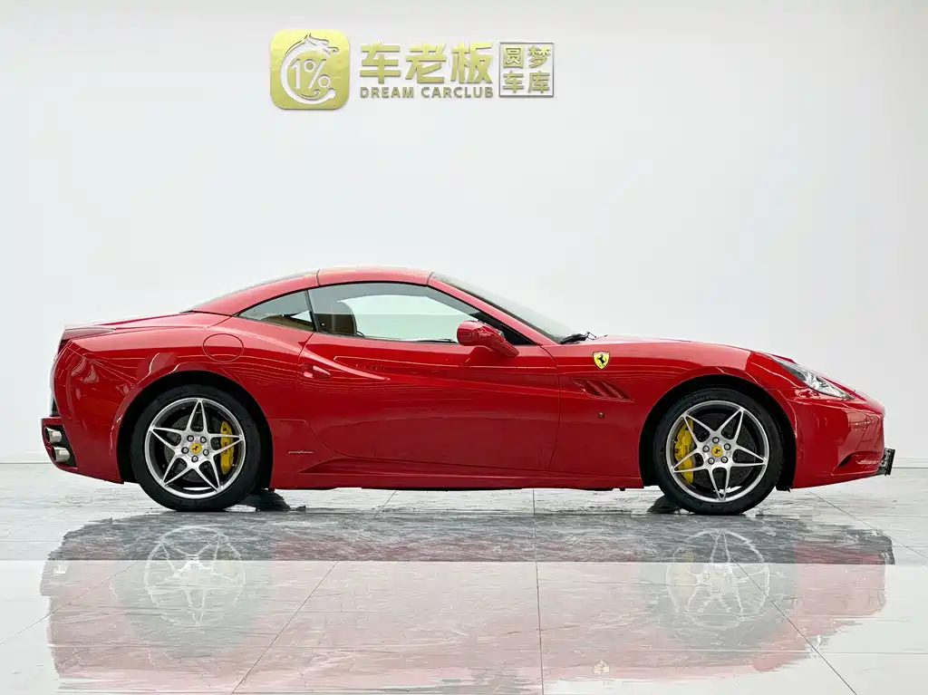 Ferrari California T 2012 4.3L Standard 2012 - thumbnail 8