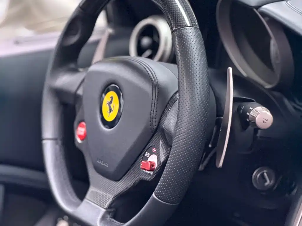 Ferrari California T 2012 4.3L Standard 2012 - thumbnail 8