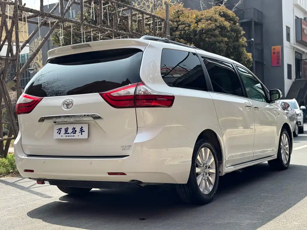 Toyota Toyota Sienna 2016 3.5L Automatic 2016 - thumbnail 24