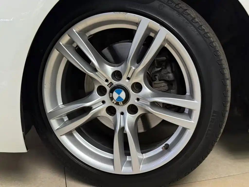 BMW BMW 3 Series 2019 320i M Sport Package 2019 - thumbnail 6