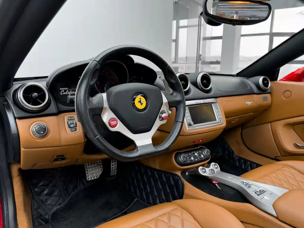 Ferrari California T 2012 4.3L Standard 2012 - thumbnail 16