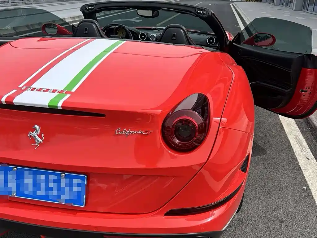 Ferrari California T 2015 3.9T Standard 2015 - thumbnail 4