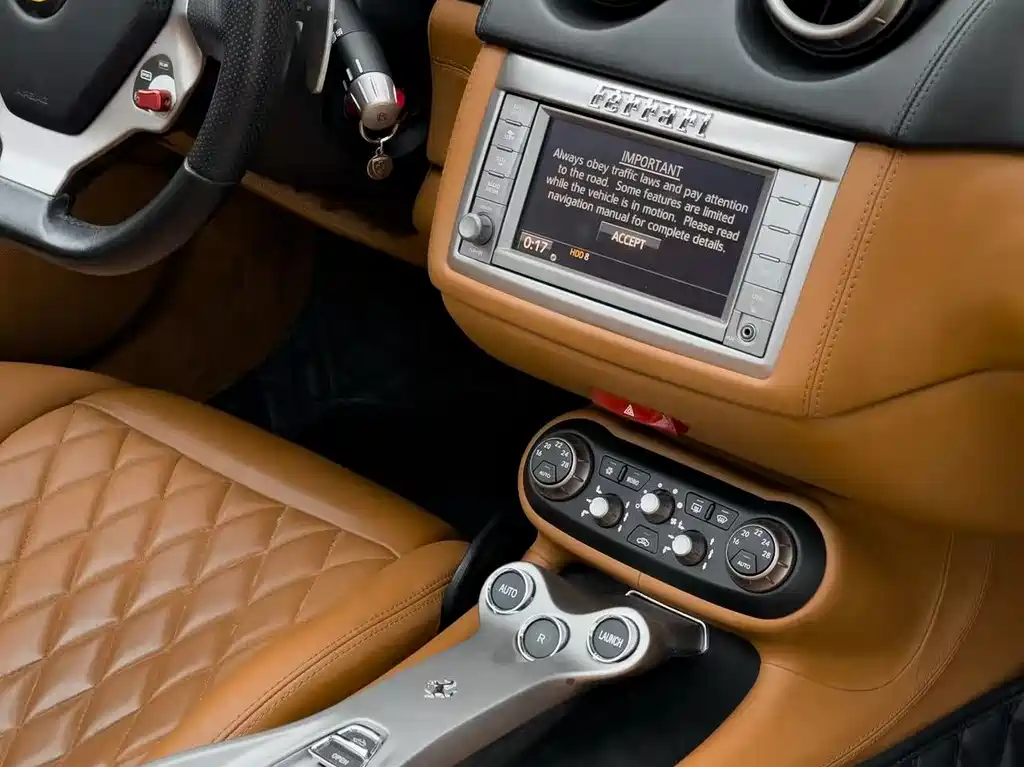 Ferrari California T 2012 4.3L Standard 2012 - thumbnail 19