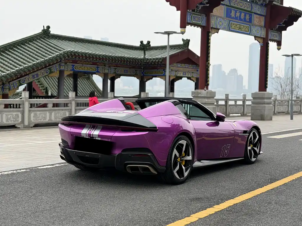 Ferrari Ferrari 12Cilindri 2024 6.5L Spider 2026 - thumbnail 4