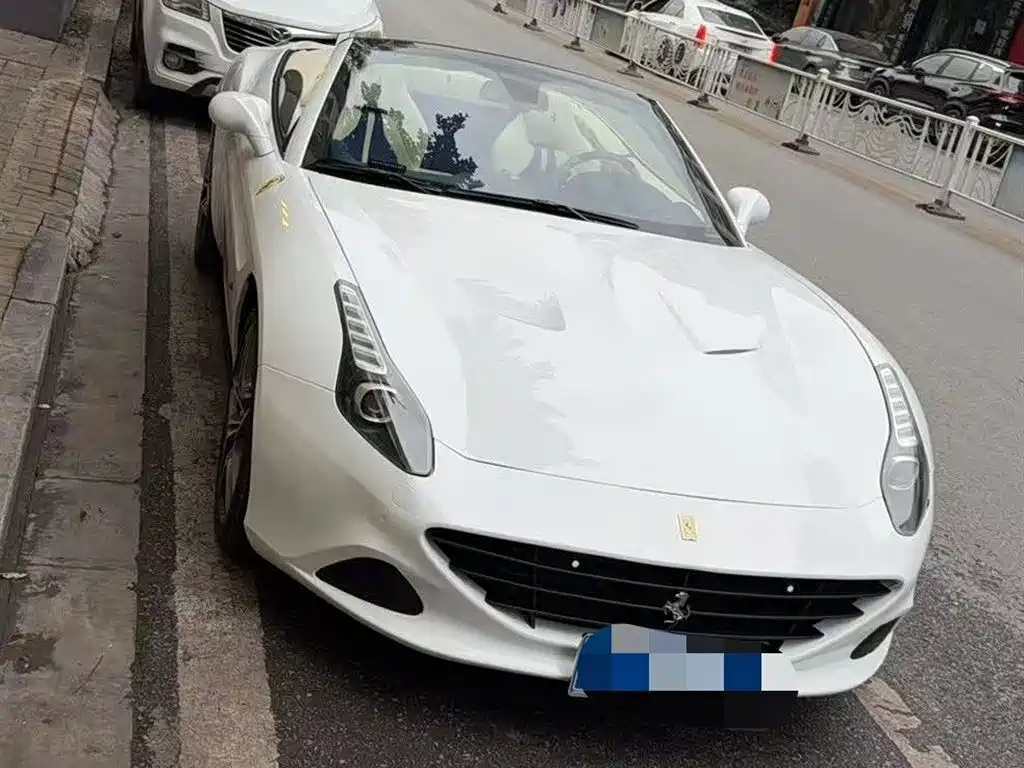 Ferrari California T 3.9T Standard 2015 2015 - thumbnail 9