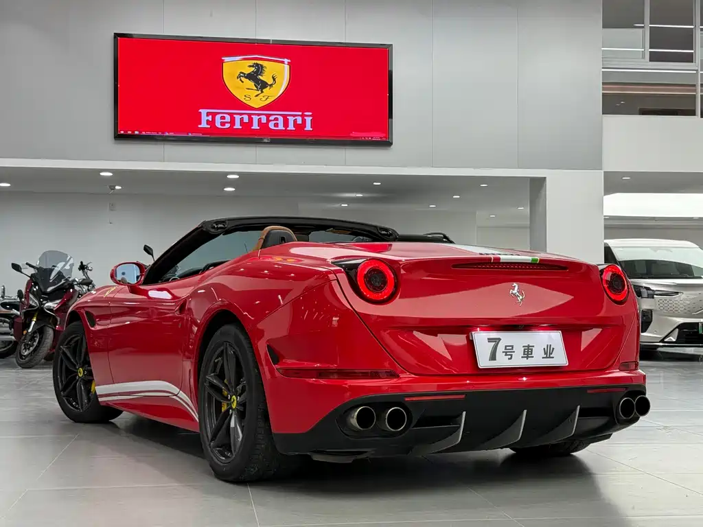Ferrari California T 3.9T Standard 2015 2017 - thumbnail 12