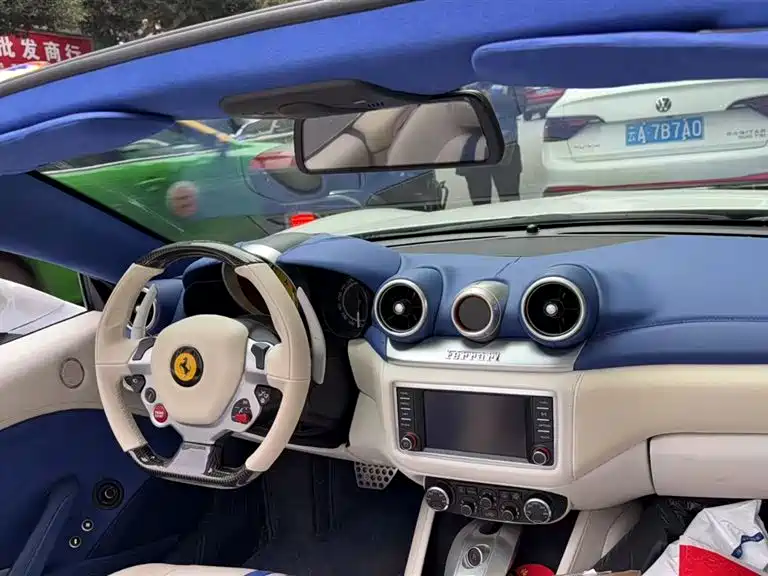 Ferrari California T 3.9T Standard 2015 2015 - thumbnail 13