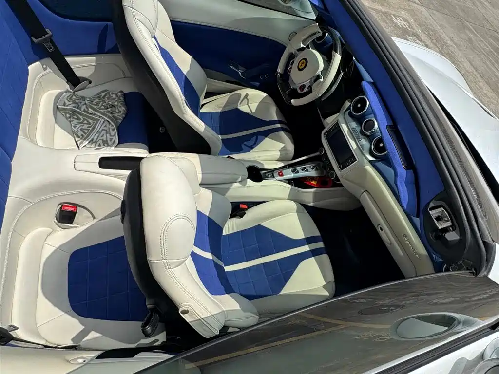 Ferrari California T 3.9T Standard 2015 2015 - thumbnail 16