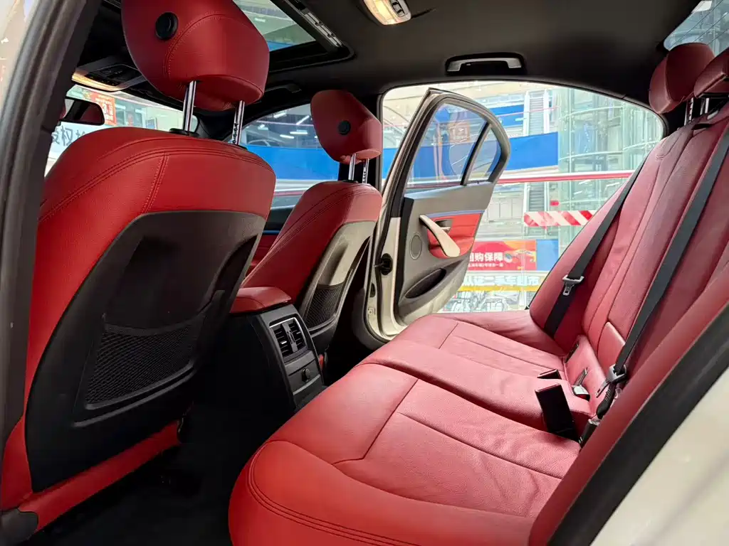 BMW BMW 3 Series 2019 320i M Sport Package 2019 - thumbnail 17