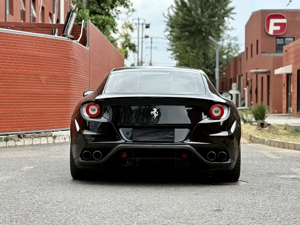 Ferrari Ferrari FF 2012 6.3L V12 2013 - thumbnail 5