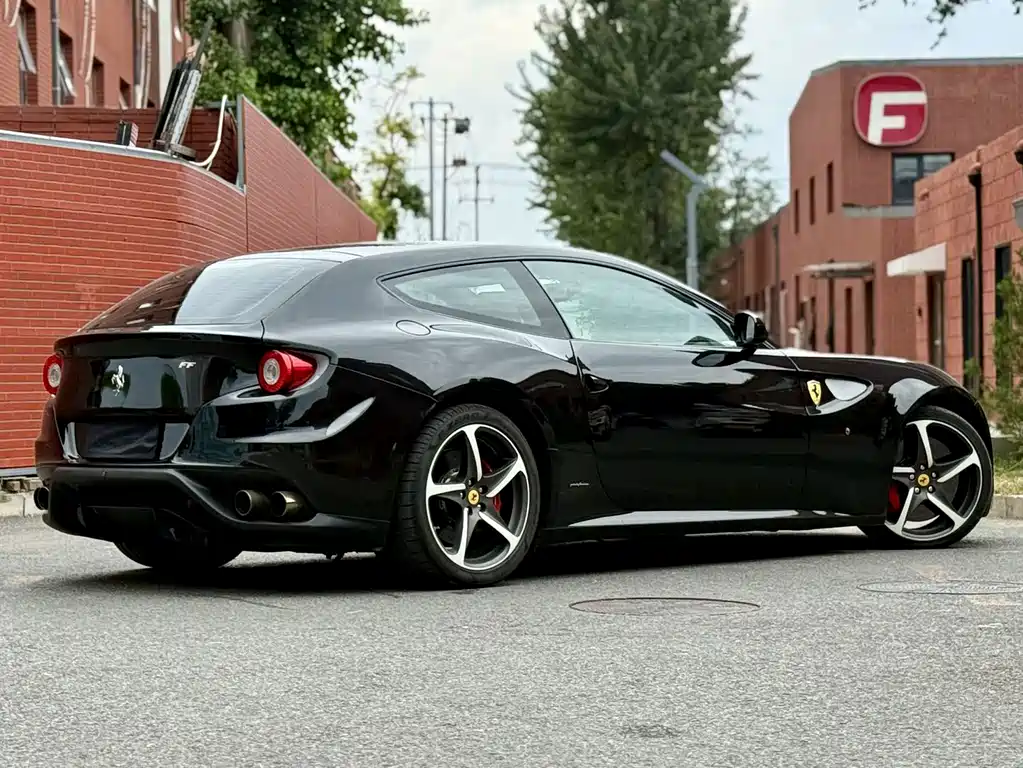 Ferrari Ferrari FF 2012 6.3L V12 2013 - thumbnail 6