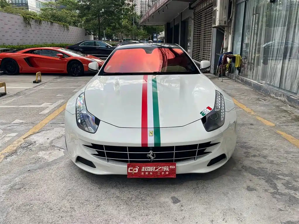Ferrari Ferrari FF 2012 6.3L V12 2012 - thumbnail 2