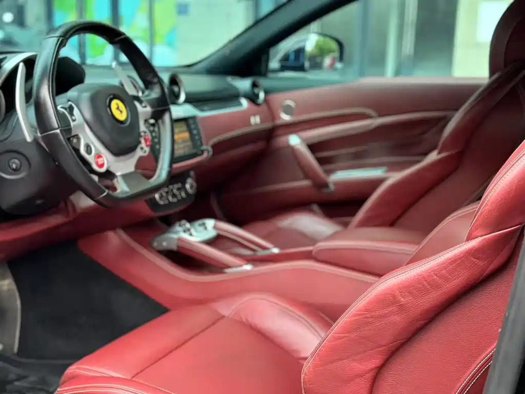 Ferrari Ferrari FF 2012 6.3L V12 2013 - thumbnail 4