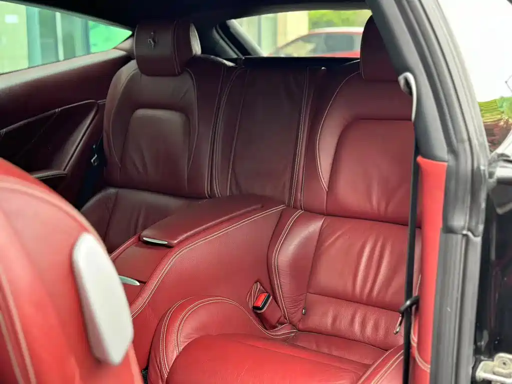 Ferrari Ferrari FF 2012 6.3L V12 2013 - thumbnail 5