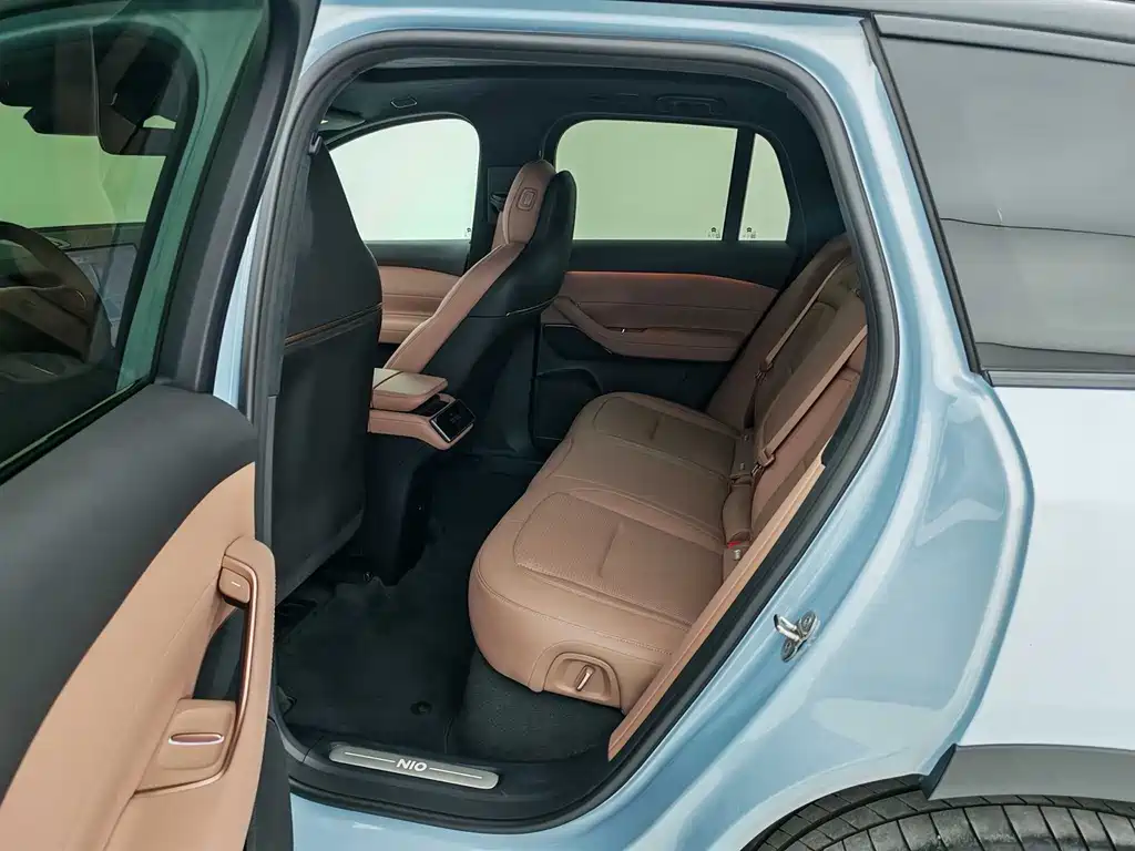 NIO NIO ES6 2024 Model 75kWh 2025 - thumbnail 11