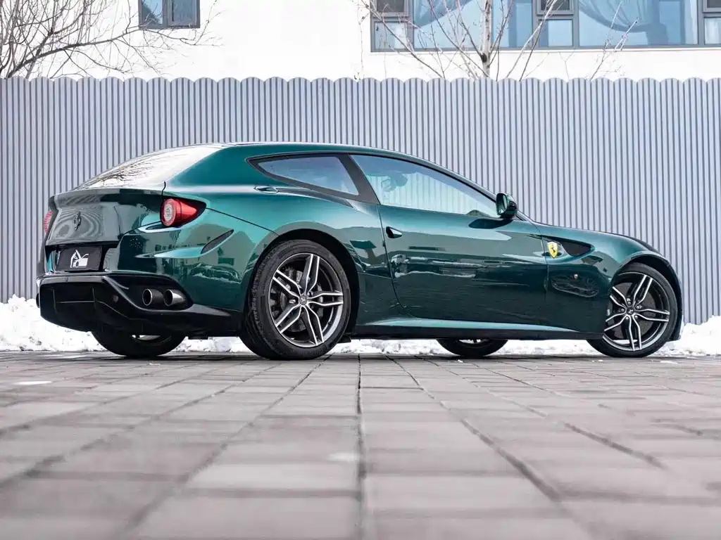 Ferrari Ferrari FF 2012 6.3L V12 2013 - thumbnail 3