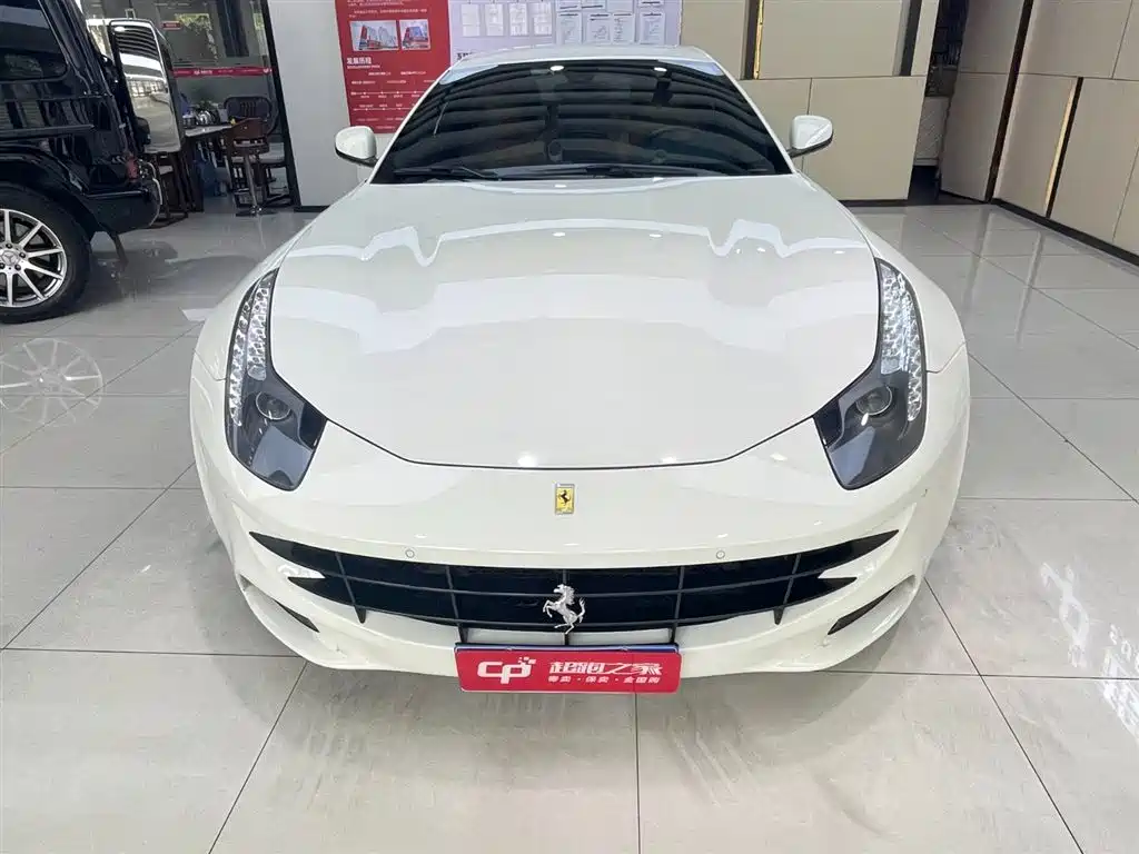 Ferrari Ferrari FF 2012 6.3L V12 2013 - thumbnail 2