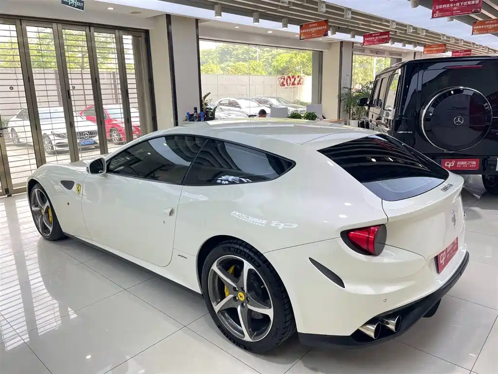 Ferrari Ferrari FF 2012 6.3L V12 2013 - thumbnail 3