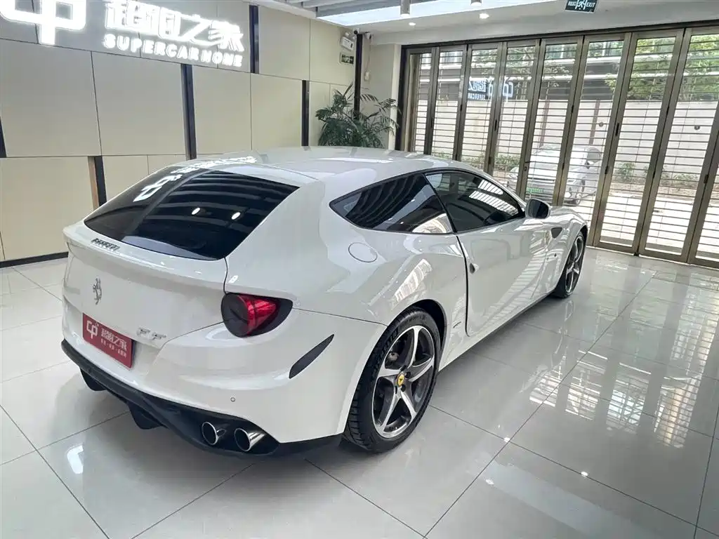 Ferrari Ferrari FF 2012 6.3L V12 2013 - thumbnail 5