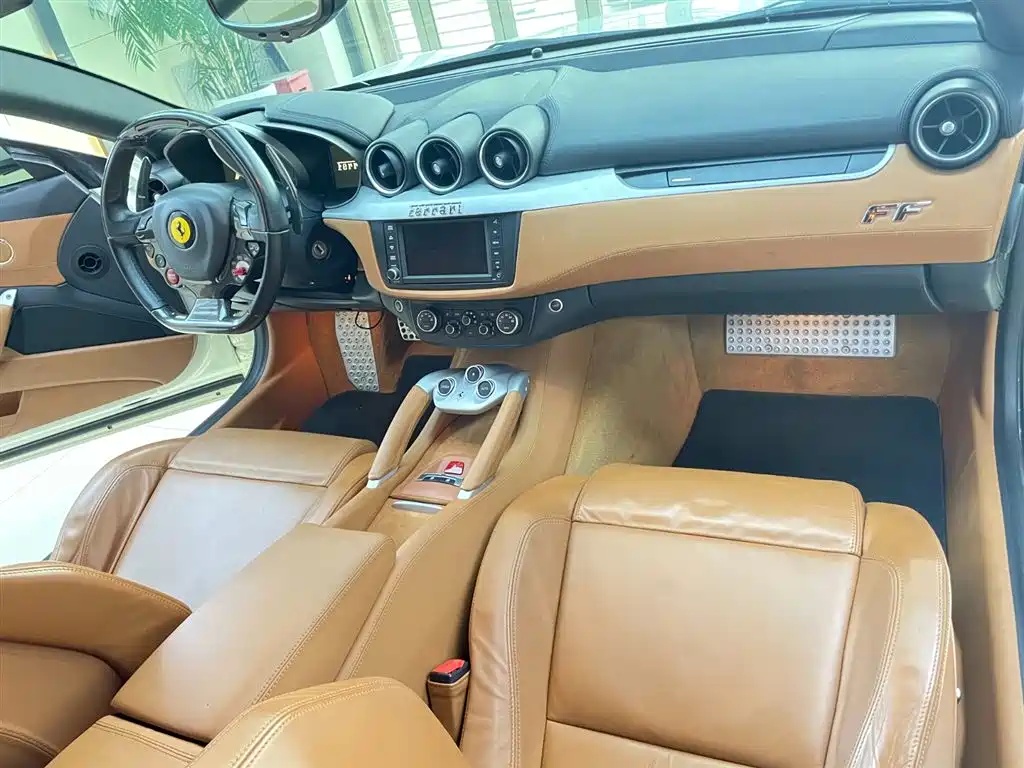 Ferrari Ferrari FF 2012 6.3L V12 2013 - thumbnail 12